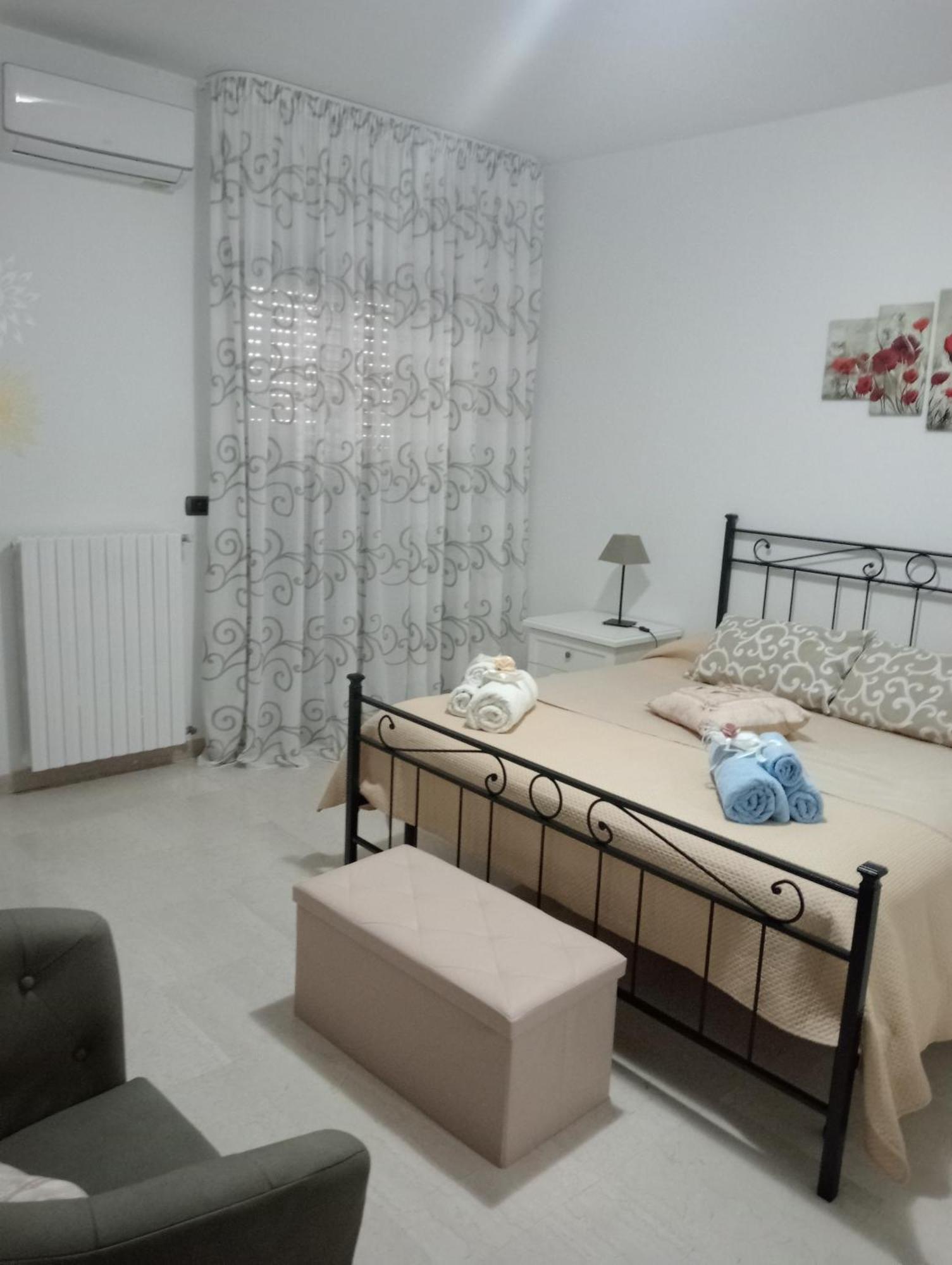Casa Vacanza Luna2 Palagiano Esterno foto